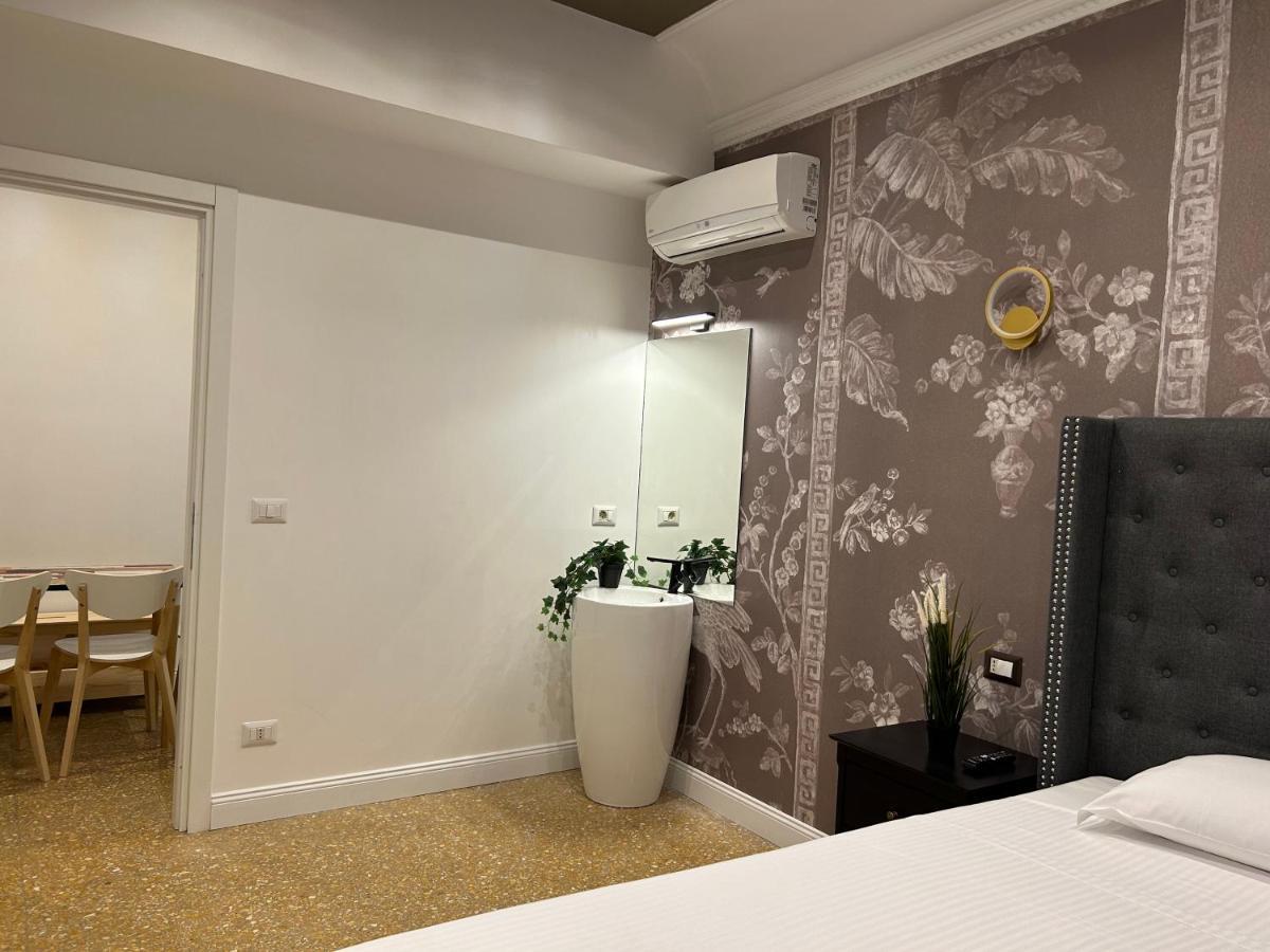 Raffaello'S Place Roma Dış mekan fotoğraf